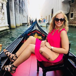 Meet your Posher, Sarah